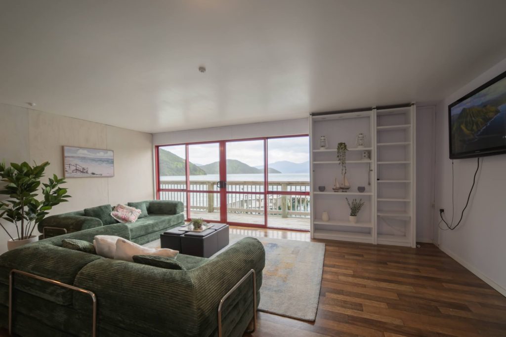 Te Rawa, Upstairs apartment