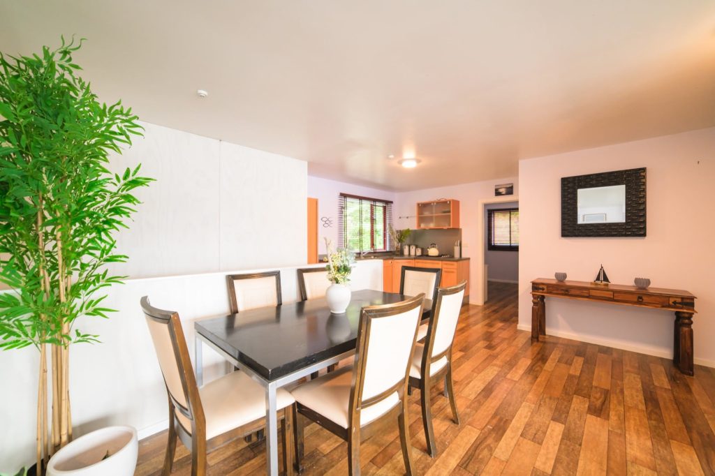 Te Rawa, Upstairs apartment