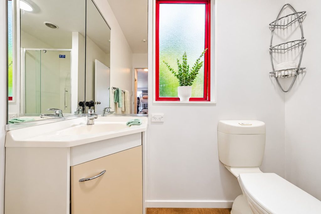 Bathroom vanity in Weka
